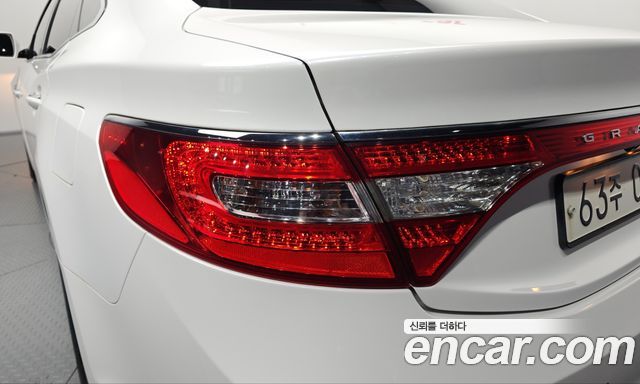 Hyundai Grandeur Hybrid (HG) Premium 2017 — фото 23