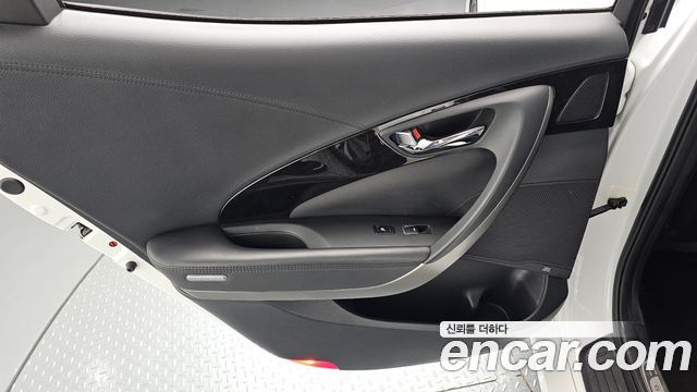 Hyundai Grandeur Hybrid (HG) Premium 2017 — фото 25