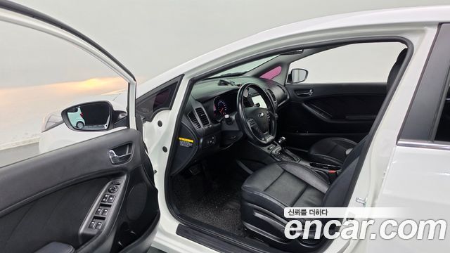 Kia K3 Prestige 2015 — фото 10