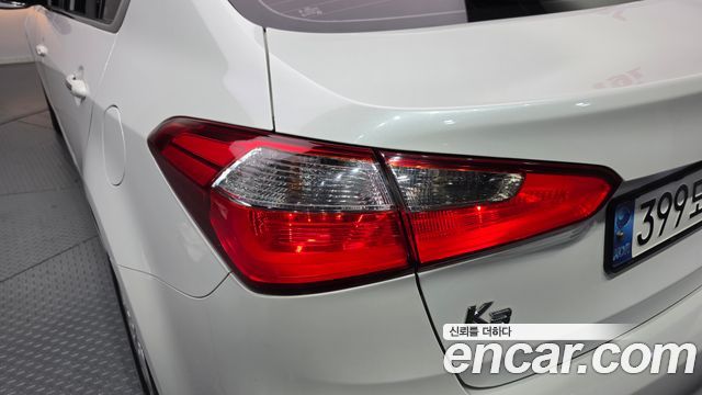 Kia K3 Prestige 2015 — фото 23