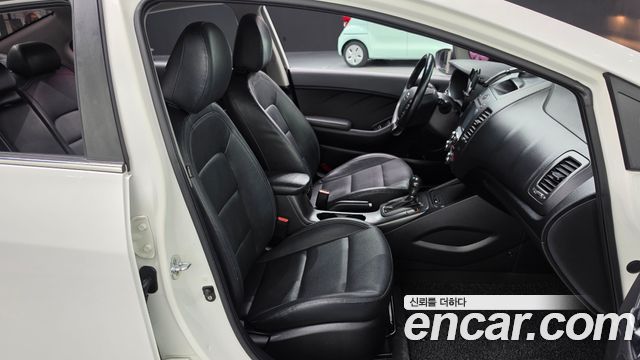 Kia K3 Prestige 2015 — фото 26