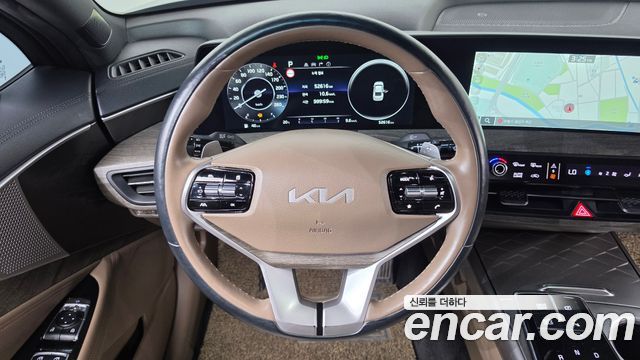 Kia K8 2.5 Gasoline 2WD Noblesse 2022 — фото 12
