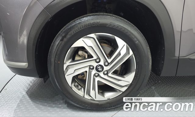 Hyundai Santa Fe Diesel 2.2 4WD Exclusive 2023 — фото 5