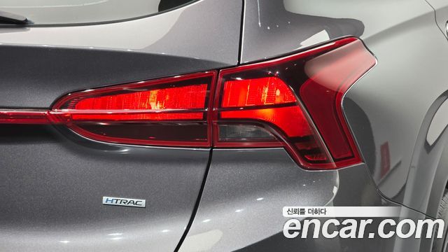 Hyundai Santa Fe Diesel 2.2 4WD Exclusive 2023 — фото 23