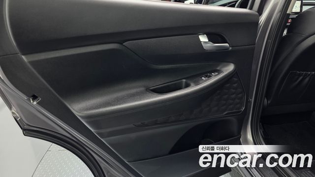 Hyundai Santa Fe Diesel 2.2 4WD Exclusive 2023 — фото 25