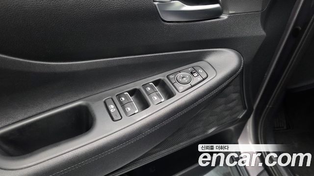 Hyundai Santa Fe Diesel 2.2 4WD Exclusive 2023 — фото 30