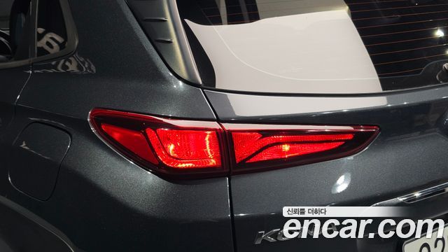 Hyundai Kona 1.6 Turbo 2WD Modern Art 2018 — фото 23