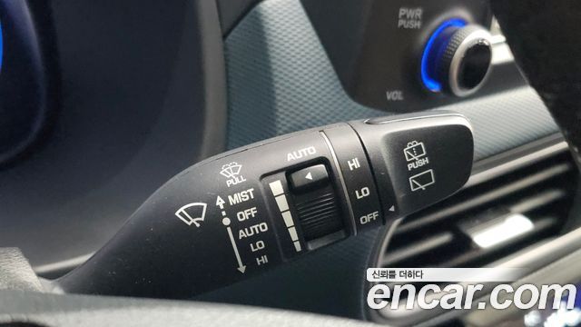Hyundai Kona 1.6 Turbo 2WD Modern Art 2018 — фото 27