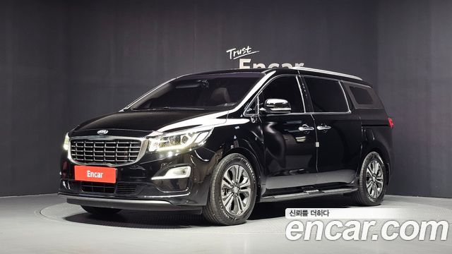 Kia Carnival 11-Seater Prestige