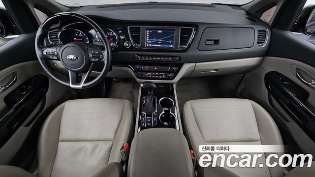 Kia Carnival 11-Seater Prestige 2019 — фото 7