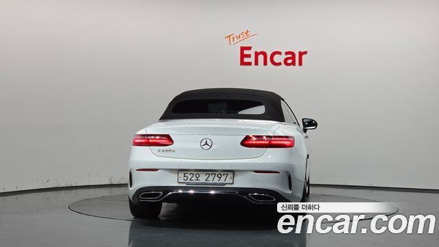 Mercedes-Benz E-Class (W213) E220d Cabriolet 2018 — фото 4