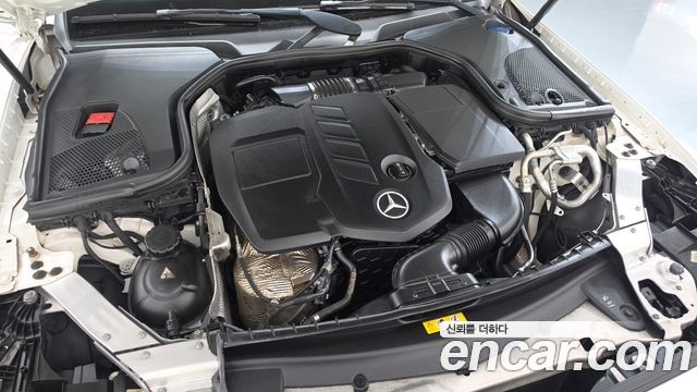 Mercedes-Benz E-Class (W213) E220d Cabriolet 2018 — фото 6