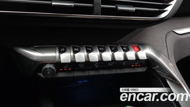 Peugeot 3008 (II) 1.5 BlueHDi Allure 2019 — фото 18