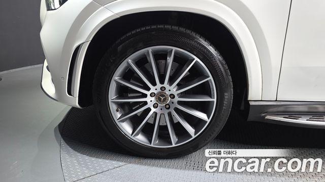Mercedes-Benz GLE-Class (W167) GLE400d 4MATIC Coupe 2023 — фото 5