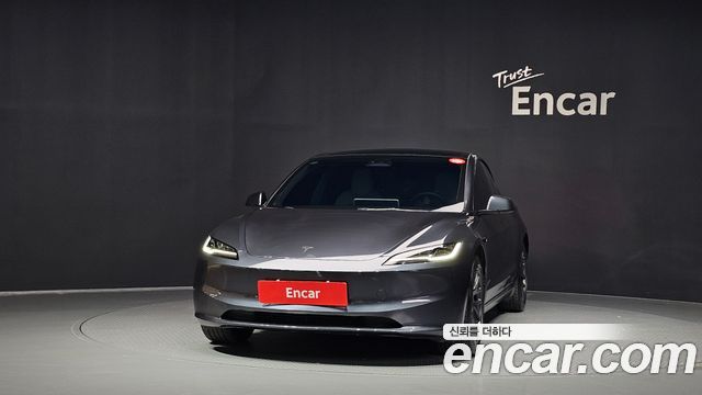 Tesla Model 3 Long Range AWD 2025 — фото 3