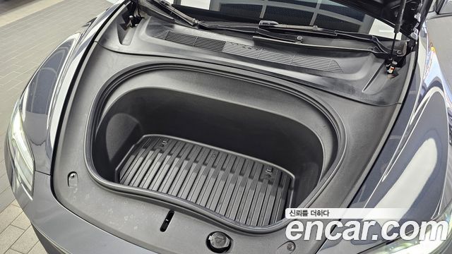 Tesla Model 3 Long Range AWD 2025 — фото 6