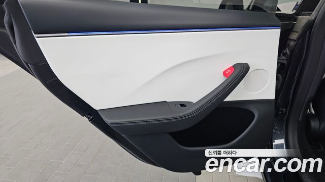 Tesla Model 3 Long Range AWD 2025 — фото 25