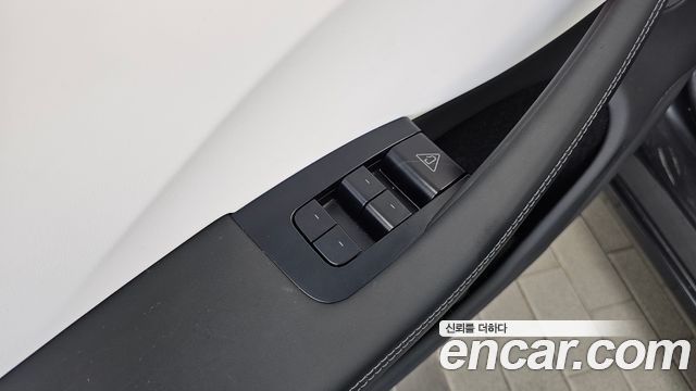 Tesla Model 3 Long Range AWD 2025 — фото 27