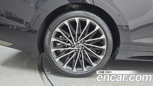 Hyundai Grandeur (GN7) 3,5 Gasoline 4WD Calligraphy 2025 — фото 5