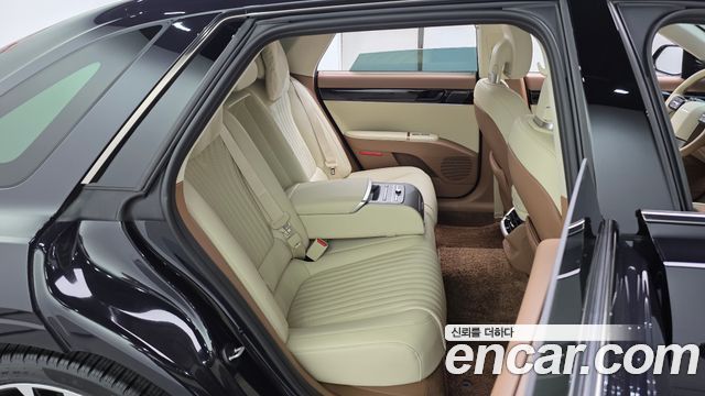 Hyundai Grandeur (GN7) 3,5 Gasoline 4WD Calligraphy 2025 — фото 11