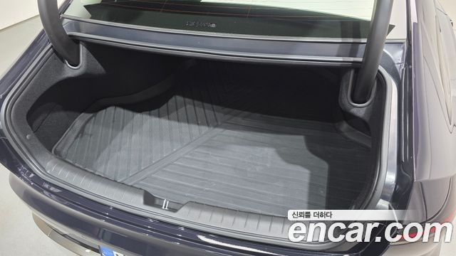 Hyundai Grandeur (GN7) 3,5 Gasoline 4WD Calligraphy 2025 — фото 36