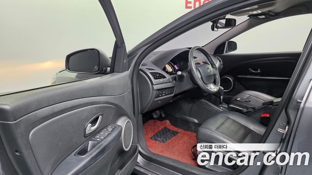 Renault Korea SM3 Neo Diesel LE 2017 — фото 10