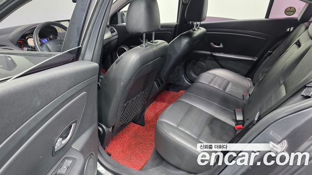 Renault Korea SM3 Neo Diesel LE 2017 — фото 12