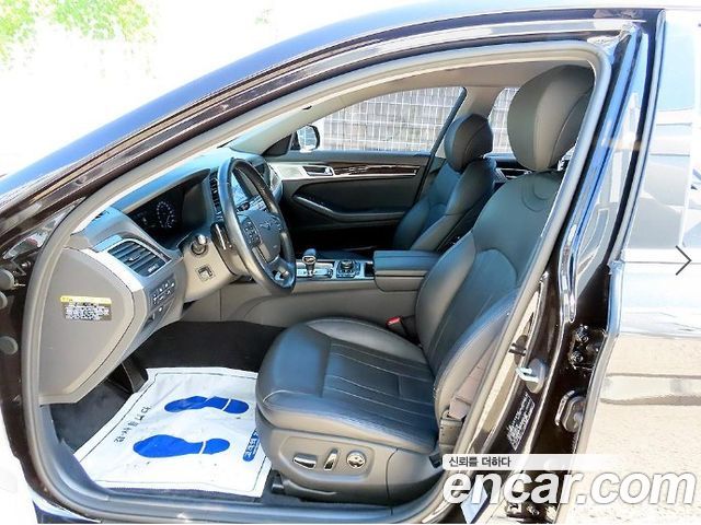Genesis G80 3.3 GDI AWD Premium Luxury 2018 — фото 5