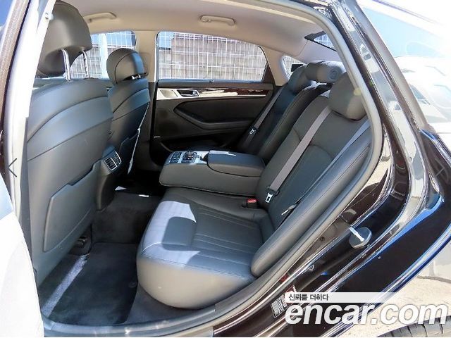 Genesis G80 3.3 GDI AWD Premium Luxury 2018 — фото 6