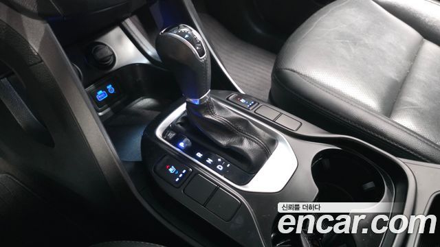 Hyundai Santa Fe The Prime Diesel 2.0 2WD Premium 2016 — фото 9