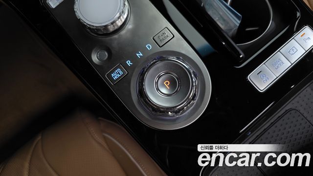 Genesis G80 (RG3) Gasoline 2.5 Turbo AWD 2025 — фото 9