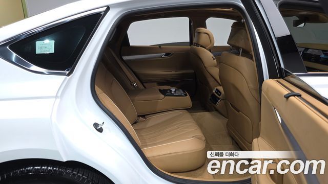 Genesis G80 (RG3) Gasoline 2.5 Turbo AWD 2025 — фото 11