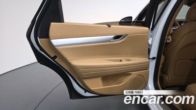 Genesis G80 (RG3) Gasoline 2.5 Turbo AWD 2025 — фото 25