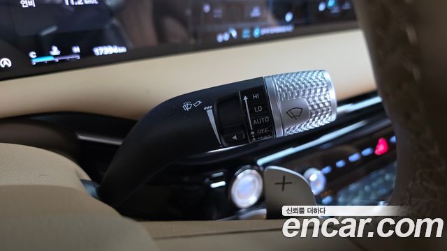 Genesis G80 (RG3) Gasoline 2.5 Turbo AWD 2025 — фото 36