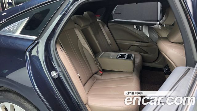 Kia K8 2.5 Gasoline 2WD Noblesse 2024 — фото 11