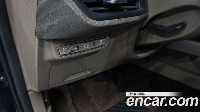 Kia K8 2.5 Gasoline 2WD Noblesse 2024 — фото 17