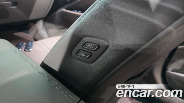 Kia K8 2.5 Gasoline 2WD Noblesse 2024 — фото 28