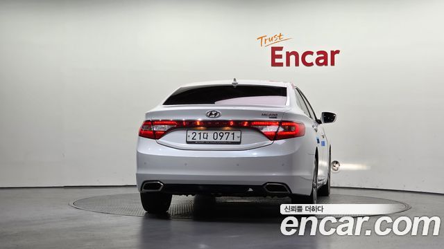 Hyundai Grandeur (HG) HG220 Diesel Premium 2016 — фото 4