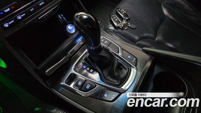 Hyundai Grandeur (HG) HG220 Diesel Premium 2016 — фото 9
