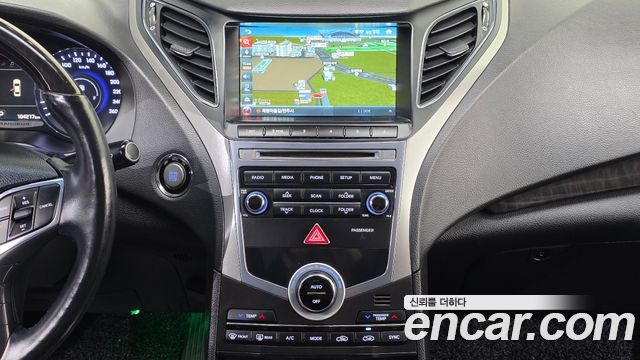 Hyundai Grandeur (HG) HG220 Diesel Premium 2016 — фото 19