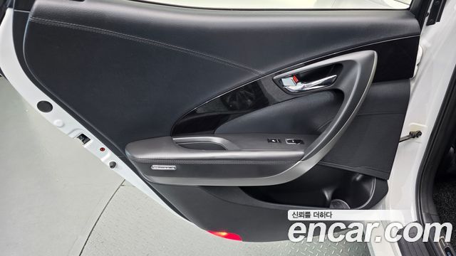 Hyundai Grandeur (HG) HG220 Diesel Premium 2016 — фото 25