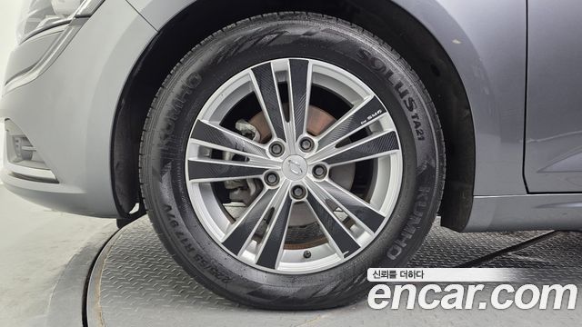 Renault Korea SM6 2.0 LPe SE 2020 — фото 5