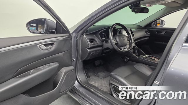 Renault Korea SM6 2.0 LPe SE 2020 — фото 10
