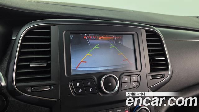 Renault Korea SM6 2.0 LPe SE 2020 — фото 15