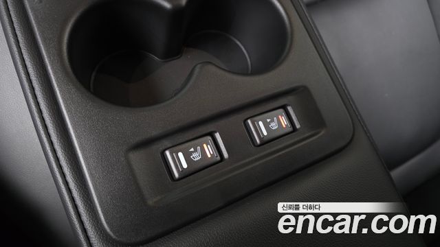 Renault Korea SM6 2.0 LPe SE 2020 — фото 19