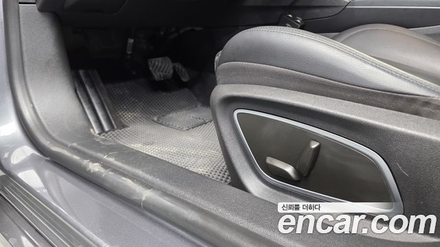 Renault Korea SM6 2.0 LPe SE 2020 — фото 30