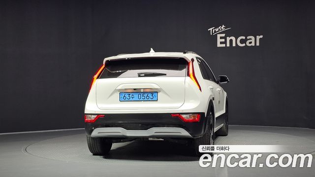 Kia Niro EV Air 2023 — фото 4