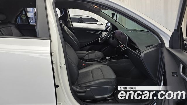 Kia Niro EV Air 2023 — фото 11