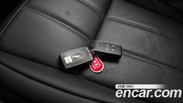 Land Rover Range Rover Evoque (II) P250 SE 2020 — фото 26