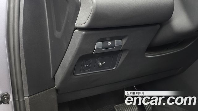 Land Rover Range Rover Evoque (II) P250 SE 2020 — фото 29